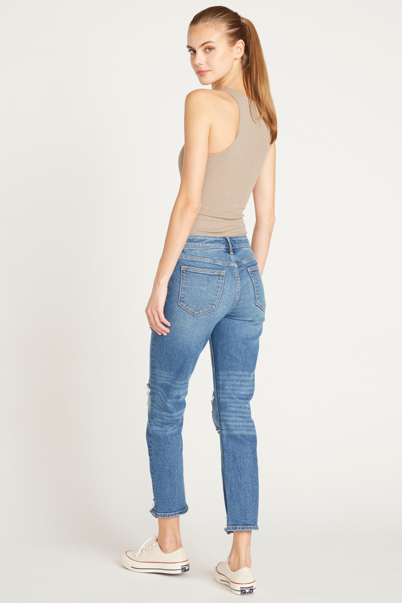 Slim Straight High Jeans