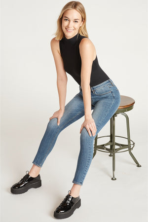 JAGGER SKINNY - MEDIUM WASH